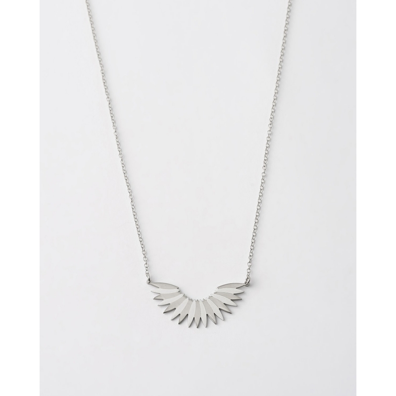 COLLAR ABANICO HOJAS BRILLO Y MATE...