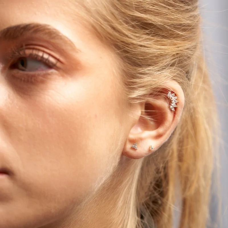 Piercing 6 Circonitas 4x2mm UNIDAD