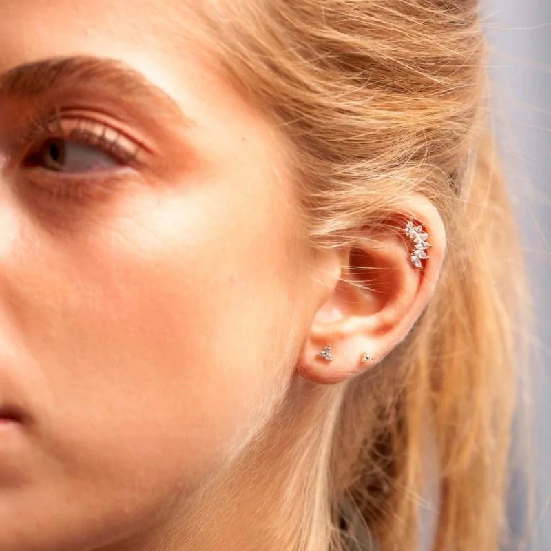 Piercing 6 Circonitas 4x2mm UNIDAD